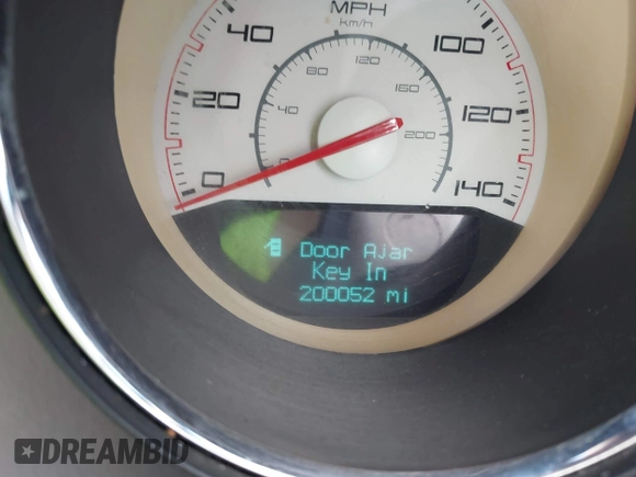 2012 Dodge Challenger SXT Plus z VIN 2C3CDYAG3CH168263, wystawiony jako IAAI lot #42283885 z przebiegiem 200 052 mil mil oraz . Historia ofert i sprzedaży dostępna na DreamBid. Obrazek 16.