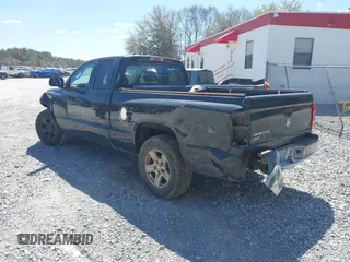 2006 Dodge Dakota SLT with VIN 1D7HE42KX6S714022, listed as a IAAI auction lot 41773416 with 197,196 mi miles and . Bid and sale history available at carsss.com. Image 3.