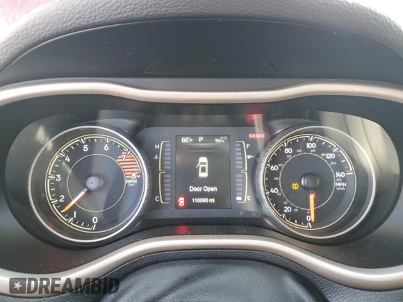 2017 Jeep Cherokee Sport z VIN 1C4PJLAS7HW650031, wystawiony jako Copart lot #43588935 z przebiegiem 110 090 mil mil oraz Szkoda całkowita • Salvage title. Historia ofert i sprzedaży dostępna na DreamBid. Obrazek 9.