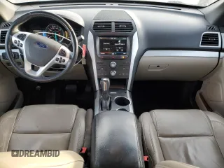 2013 Ford Explorer XLT with VIN 1FM5K7D83DGC19617, listed as a Copart auction lot 50231925 with 184,027 mi miles and Salvage Title. Bid and sale history available at DreamBid. Image 8.