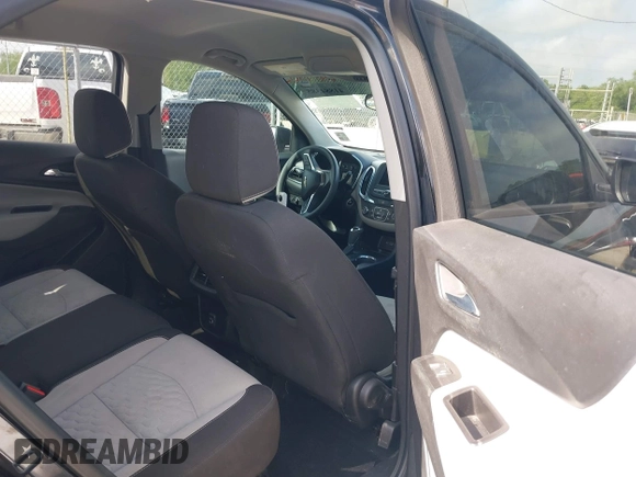 2020 Chevrolet Equinox LS with VIN 2GNAXHEV2L6266335, listed as a IAAI auction lot 41884385 with 85,441 mi miles. Bid and sale history available at carsss.com. Image 8.