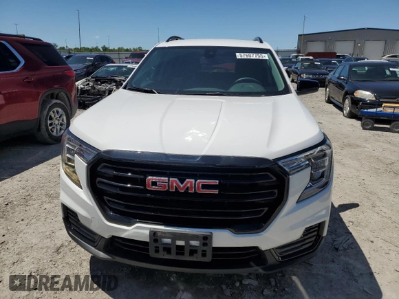2024 GMC Terrain SLE with VIN 3GKALMEG1RL155895, listed as a Copart auction lot 57607755 with 9,878 mi miles and Salvage title. Bid and sale history available at DreamBid. Image 5.