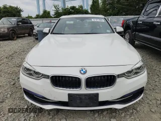 2016 BMW 3 Series 328i xDrive with VIN WBA8E3G57GNU38693, listed as a Copart auction lot 65817895 with 24,947 mi miles and Salvage title. Bid and sale history available at DreamBid. Image 5.