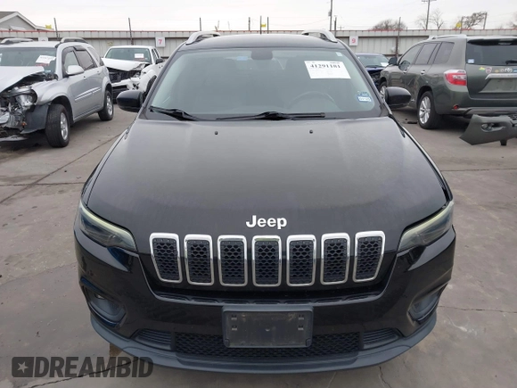 2019 Jeep Cherokee Latitude Plus with VIN 1C4PJLLX2KD216224, listed as a IAAI auction lot 41291181 with 79,111 mi miles. Bid and sale history available at carsss.com. Image 12.