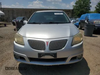 2005 Pontiac Vibe z VIN 5Y2SL638X5Z443554, wystawiony jako Copart lot #61015955 z przebiegiem 165 501 mil mil oraz Szkoda całkowita • Salvage title. Historia ofert i sprzedaży dostępna na DreamBid. Obrazek 5.