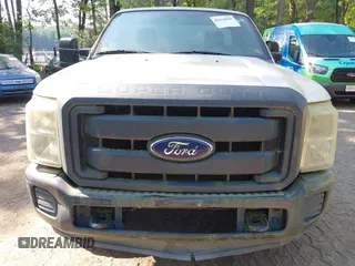 2013 Ford F-250 XL with VIN 1FTBF2A66DEB82141, listed as a IAAI auction lot 42624049 with 89,455 mi miles and . Bid and sale history available at DreamBid. Image 6.