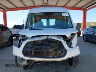 2017 Ford Transit z VIN 1FTYE2CM1HKA13709, wystawiony jako IAAI lot #41933179 z przebiegiem 147 539 mil mil oraz . Historia ofert i sprzedaży dostępna na DreamBid. Obrazek 6.