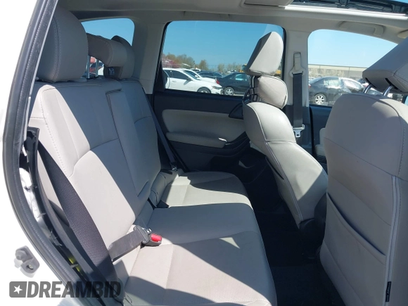 2018 Subaru Forester Limited with VIN JF2SJARCXJH417266, listed as a IAAI auction lot 42105404 with 70,174 mi miles. Bid and sale history available at carsss.com. Image 8.