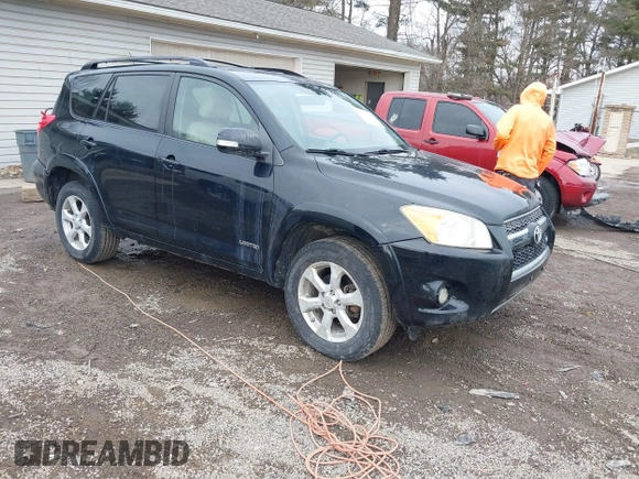 2009 Toyota RAV4 Ltd with VIN JTMZK31VX9D000106, listed as a IAAI auction lot 41621107 with 136,676 mi miles. Bid and sale history available at carsss.com. Image 1.