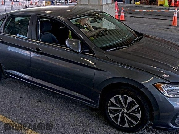 2024 Volkswagen Jetta S with VIN 3VW5M7BU4RM054556, listed as a IAAI auction lot 42852864 with 24,244 mi miles and . Bid and sale history available at DreamBid. Image 4.