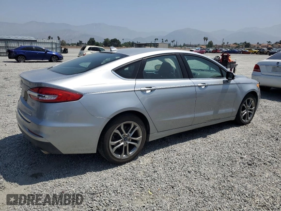 2020 Ford Fusion SEL z VIN 3FA6P0CD3LR196210, wystawiony jako Copart lot #60240925 z przebiegiem 81 768 mil mil oraz Szkoda całkowita • Salvage title. Historia ofert i sprzedaży dostępna na DreamBid. Obrazek 3.