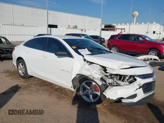 2016 Chevrolet Malibu LS with VIN 1G1ZB5ST7GF291635, listed as a IAAI auction lot 40921899 with 185,108 mi miles and . Bid and sale history available at carsss.com. Image 1.