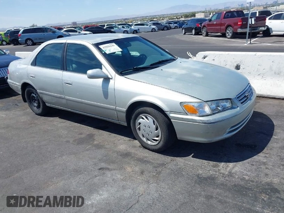 2001 Toyota Camry CE with VIN 4T1BG22K91U042316, listed as a IAAI auction lot 42060446 with 179,630 mi miles. Bid and sale history available at carsss.com. Image 1.