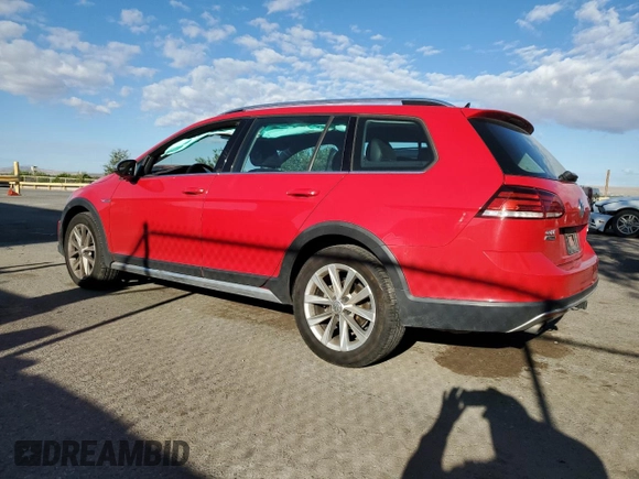 2018 Volkswagen Golf S z VIN 3VWH17AU1JM755809, wystawiony jako Copart lot #57363445 z przebiegiem 83 690 mil mil oraz Szkoda całkowita • Salvage title. Historia ofert i sprzedaży dostępna na DreamBid. Obrazek 2.