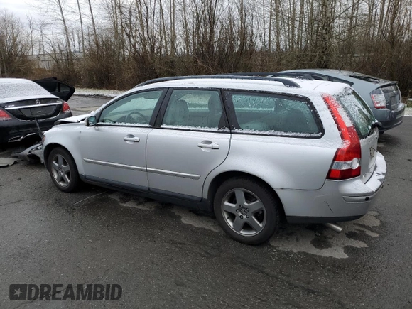 2006 Volvo V50 2.5L Turbo with VIN YV1MJ682762162920, listed as a Copart auction lot 44725505 with 0 mi miles and Salvage Title. Bid and sale history available at carsss.com. Image 2.