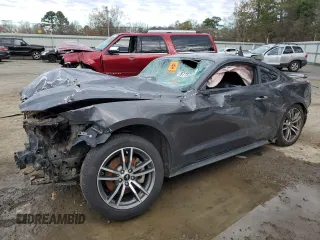 2017 Ford Mustang EcoBoost z VIN 1FA6P8TH8H5295293, wystawiony jako Copart lot #87757875 z przebiegiem Nie podano mil oraz Nie do naprawy • Non repairable. Historia ofert i sprzedaży dostępna na DreamBid. Obrazek 1.