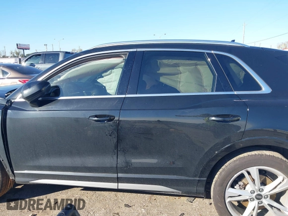 2023 Audi Q3 S line Premium Plus with VIN WA1EECF3XP1140582, listed as a IAAI auction lot 41271342 with 17,560 mi miles and . Bid and sale history available at DreamBid. Image 15.