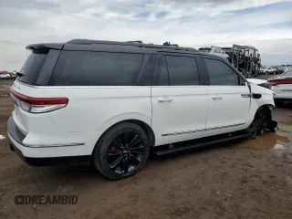 2022 Lincoln Navigator Black Label z VIN 5LMJJ3TT5NEL12844, wystawiony jako Copart lot #58589635 z przebiegiem Nie podano mil oraz Szkoda całkowita • Salvage title. Historia ofert i sprzedaży dostępna na DreamBid. Obrazek 3.
