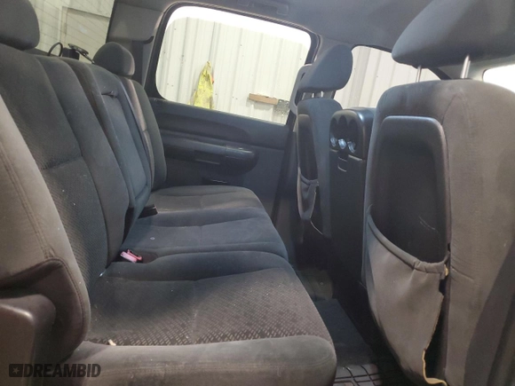 2008 Chevrolet Silverado 1500 LT w/1LT with VIN 2GCEK13M681101175, listed as a Copart auction lot 88976105 with 198,026 mi miles and Non Repairable. Bid and sale history available at carsss.com. Image 10.