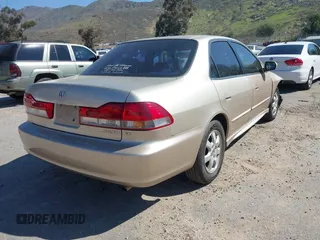 2001 Honda Accord EX z VIN JHMCG66801C014214, wystawiony jako IAAI lot #41643404 z przebiegiem 139 020 mil mil oraz . Historia ofert i sprzedaży dostępna na DreamBid. Obrazek 4.