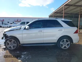 2019 Mercedes-Benz GLE 400 with VIN 4JGDA5GB3KB206029, listed as a IAAI auction lot 41279145 with 37,101 mi miles and . Bid and sale history available at DreamBid. Image 15.