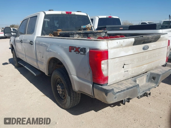 2022 Ford F-250 XL z VIN 1FT7W2B65NED00802, wystawiony jako IAAI lot #41676780 z przebiegiem 164 529 mil mil oraz . Historia ofert i sprzedaży dostępna na DreamBid. Obrazek 3.
