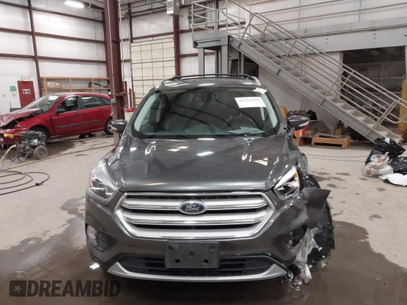 2019 Ford Escape Titanium with VIN 1FMCU9J91KUB11957, listed as a IAAI auction lot 41928264 with 72,460 mi miles. Bid and sale history available at carsss.com. Image 13.