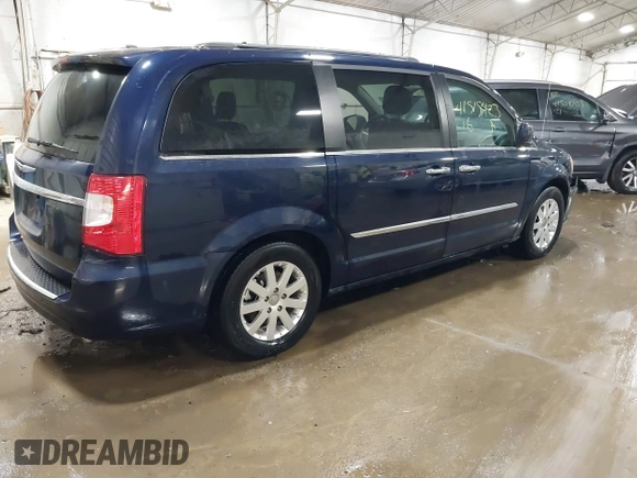 2016 Chrysler Town & Country Touring with VIN 2C4RC1BG8GR194307, listed as a IAAI auction lot 41515423 with 84,930 mi miles. Bid and sale history available at carsss.com. Image 4.