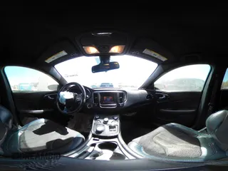 2016 Chrysler 200 S z VIN 1C3CCCBB2GN180460, wystawiony jako IAAI lot #41860787 z przebiegiem 105 236 mil mil oraz . Historia ofert i sprzedaży dostępna na DreamBid. Obrazek 18.