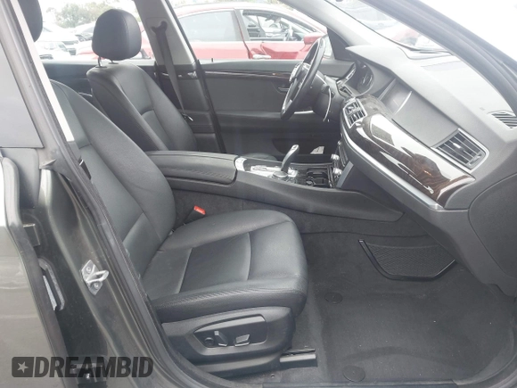 2015 BMW 5 Series 535i Gran Turismo z VIN WBA5M2C5XFD872228, wystawiony jako IAAI lot #42737501 z przebiegiem 71 027 mil mil oraz . Historia ofert i sprzedaży dostępna na DreamBid. Obrazek 5.