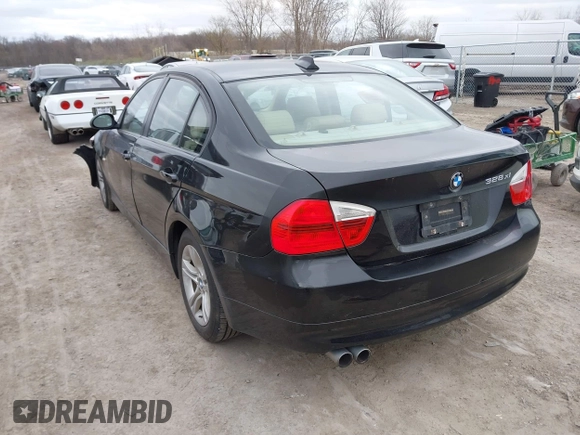 2008 BMW 3 Series 328xi with VIN WBAVC93548KZ73131, listed as a IAAI auction lot 42052857 with 118,077 mi miles. Bid and sale history available at carsss.com. Image 3.