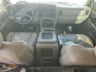 2005 GMC Yukon SLT z VIN 1GKEC13T05J143724, wystawiony jako Copart lot #44611845 z przebiegiem 197 183 mil mil oraz Szkoda całkowita • Salvage title. Historia ofert i sprzedaży dostępna na DreamBid. Obrazek 8.