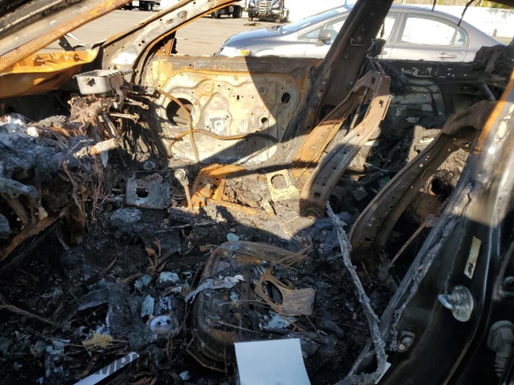 2014 Kia Cadenza Premium with VIN KNALN4D76E5131857, listed as a Copart auction lot 62322354 with Not Provided miles and Salvage Title. Bid and sale history available at carsss.com. Image 7.