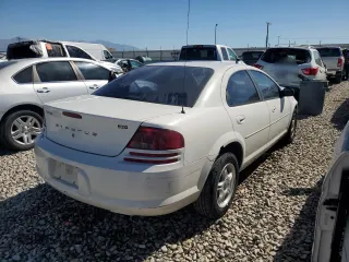 2005 Dodge Stratus SXT z VIN 1B3EL46T65N599178, wystawiony jako Copart lot #72625724 z przebiegiem 139 871 mil mil oraz Szkody całkowita. Historia ofert i sprzedaży dostępna na DreamBid. Obrazek 3.