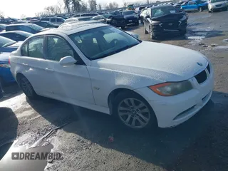 2007 BMW 3 Series 328i z VIN WBAVA33537KX82155, wystawiony jako IAAI lot #41255916 z przebiegiem 163 171 mil mil oraz . Historia ofert i sprzedaży dostępna na DreamBid. Obrazek 1.