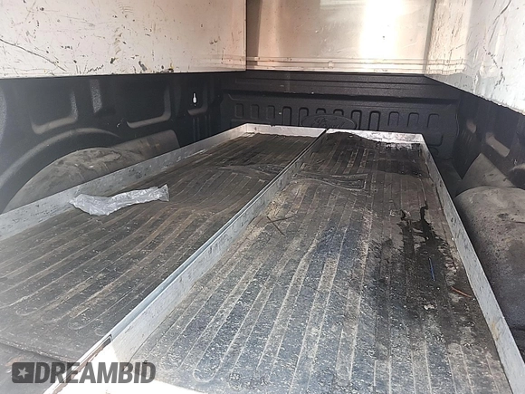 2020 Ford F-150 with VIN 1FTFX1C49LKD53369, listed as a IAAI auction lot 42725370 with 187,970 mi miles and . Bid and sale history available at DreamBid. Image 2.