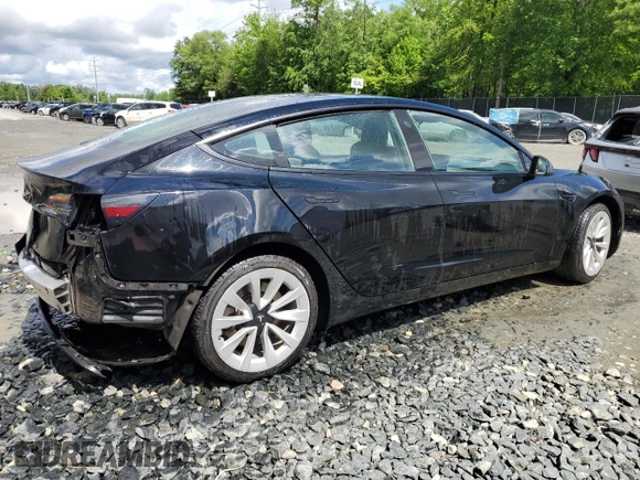2022 Tesla Model 3 z VIN 5YJ3E1EA7NF185338, wystawiony jako Copart lot #57221875 z przebiegiem 134 215 mil mil oraz Szkoda całkowita • Salvage title. Historia ofert i sprzedaży dostępna na DreamBid. Obrazek 3.