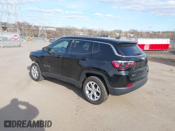 2024 Jeep Compass Sport with VIN 3C4NJDAN0RT131983, listed as a IAAI auction lot 41628275 with 6,283 mi miles and . Bid and sale history available at DreamBid. Image 3.