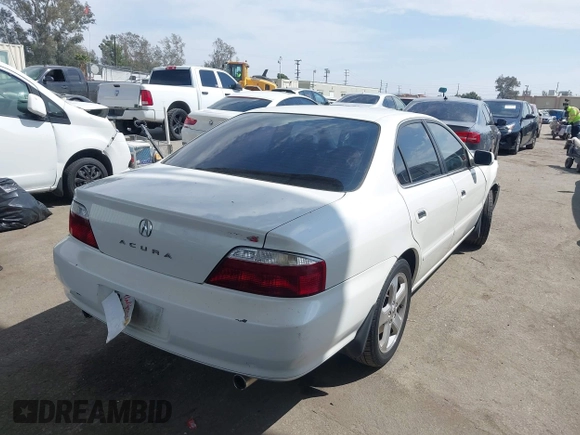 2003 Acura TL Type S with VIN 19UUA56803A024758, listed as a IAAI auction lot 42032492 with 209,302 mi miles. Bid and sale history available at carsss.com. Image 4.