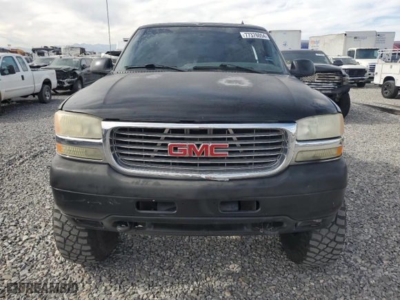 2001 GMC Sierra 2500HD SLE with VIN 1GTHK23U91F187941, listed as a Copart auction lot 77376054 with 208,303 mi miles and Salvage Title. Bid and sale history available at carsss.com. Image 5.