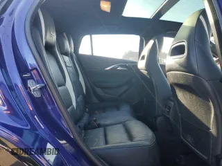 2017 Infiniti QX30 Premium z VIN SJKCH5CP8HA037540, wystawiony jako Copart lot #85222774 z przebiegiem 64 310 mil mil oraz Szkoda całkowita • Salvage title. Historia ofert i sprzedaży dostępna na DreamBid. Obrazek 11.