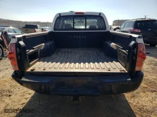 2006 Toyota Tacoma with VIN 5TEUX42N06Z279195, listed as a Copart auction lot 82888834 with 205,787 mi miles and Salvage Title. Bid and sale history available at carsss.com. Image 6.