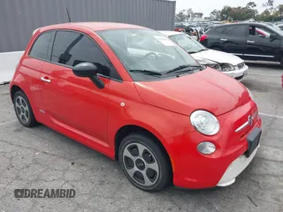 2016 FIAT 500e z VIN 3C3CFFGE3GT136141, wystawiony jako IAAI lot #42283699 z przebiegiem 44 891 mil mil oraz . Historia ofert i sprzedaży dostępna na DreamBid. Obrazek 1.