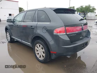 2007 Lincoln MKX with VIN 2LMDU68C07BJ23426, listed as a IAAI auction lot 41992268 with 182,856 mi miles. Bid and sale history available at carsss.com. Image 3.