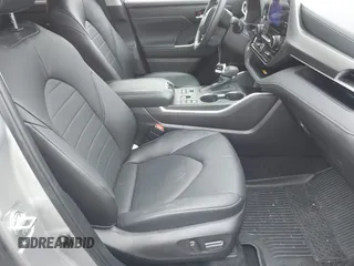 2024 Toyota Highlander LE with VIN 5TDKDRBH3RS532227, listed as a IAAI auction lot 41344982 with 10,116 mi miles and . Bid and sale history available at DreamBid. Image 5.