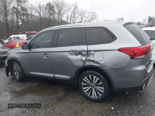 2020 Mitsubishi Outlander ES with VIN JA4AD2A35LZ007680, listed as a IAAI auction lot 41753352 with 134,283 mi miles. Bid and sale history available at carsss.com. Image 14.