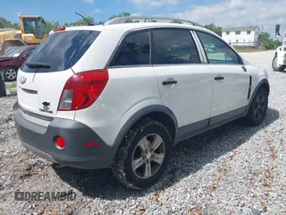 2013 Chevrolet Captiva Sport LS with VIN 3GNFL2EK6DS512195, listed as a IAAI auction lot 42036605 with 153,167 mi miles. Bid and sale history available at carsss.com. Image 4.