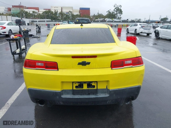 2014 Chevrolet Camaro LS with VIN 2G1FA1E3XE9309397, listed as a IAAI auction lot 41729190 with 117,055 mi miles. Bid and sale history available at carsss.com. Image 17.