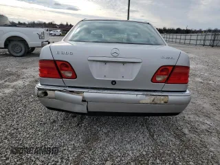 1996 Mercedes-Benz E Class with VIN WDBJF20F9TJ003169, listed as a Copart auction lot 45449525 with 171,754 mi miles and Salvage Title. Bid and sale history available at carsss.com. Image 6.