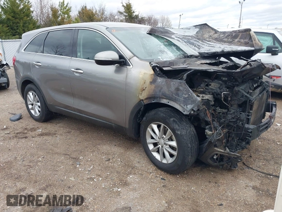 2018 Kia Sorento LX with VIN 5XYPG4A32JG395997, listed as a IAAI auction lot 41718004 with 1 mi miles. Bid and sale history available at carsss.com. Image 1.
